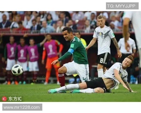 墨西哥足球明星阿加西的传奇人生与辉煌成就探秘 墨西哥足球明星阿加西的传奇人生与辉煌成就探秘